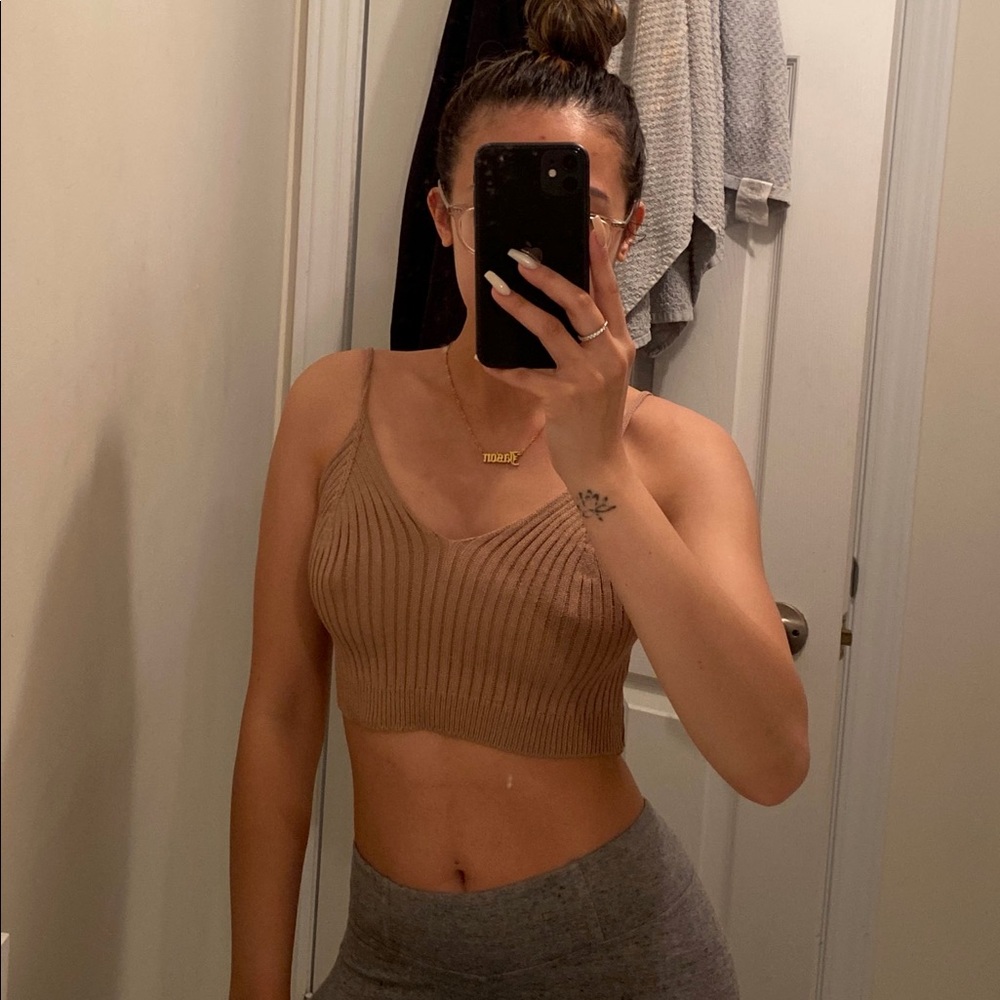 NELL CROP TOP - Picture 3 of 3